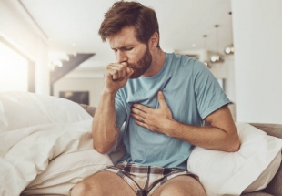 Эксперты рассказали, почему попадание кислоты из желудка в пищевод вызывает кашель