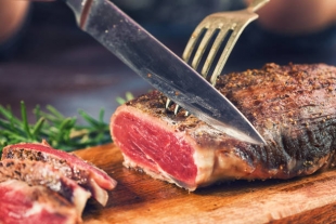 MedicalXpress: отказ от красного мяса способен защитить от развития диабета