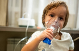 Найдены вирусы, связанные с повышенным риском развития астмы